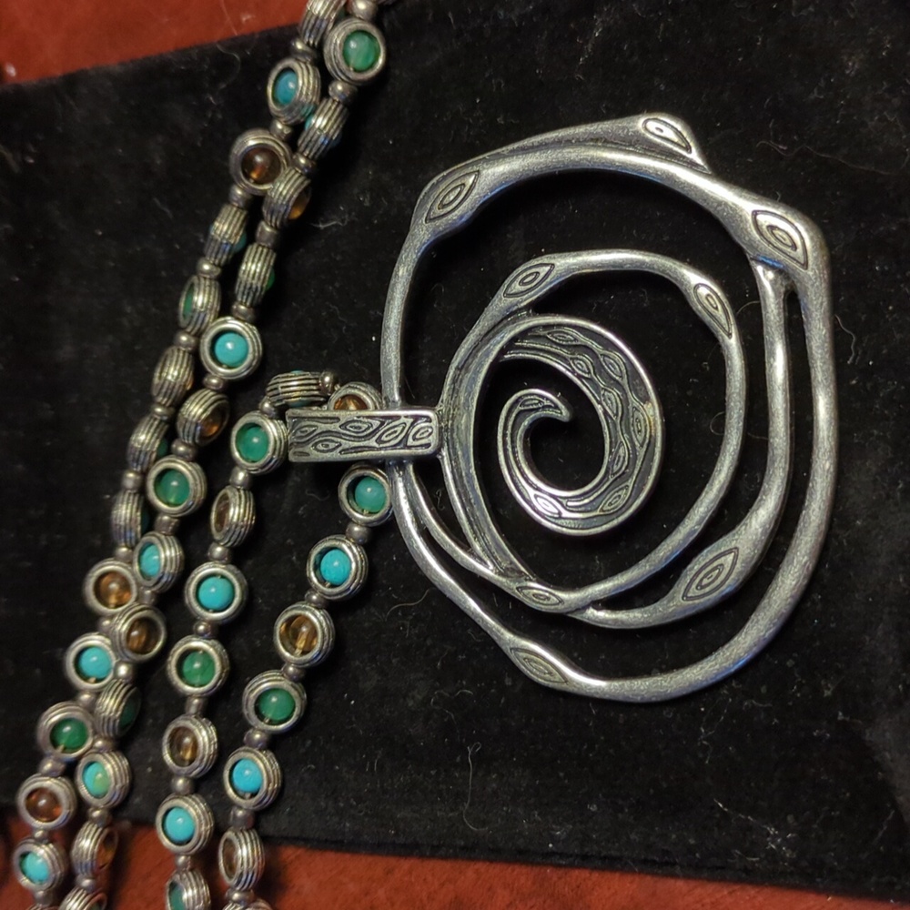 Premier Designs spiral silver necklace